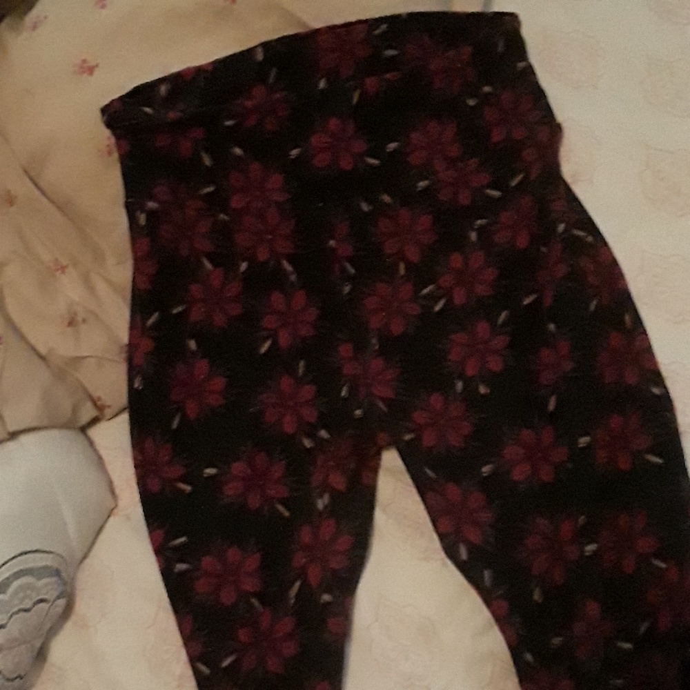 Lularoe leggings Os floral